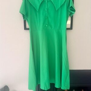 St Patrick’s Day 1960/70’s Vintage Green Dress with Oversized Collar